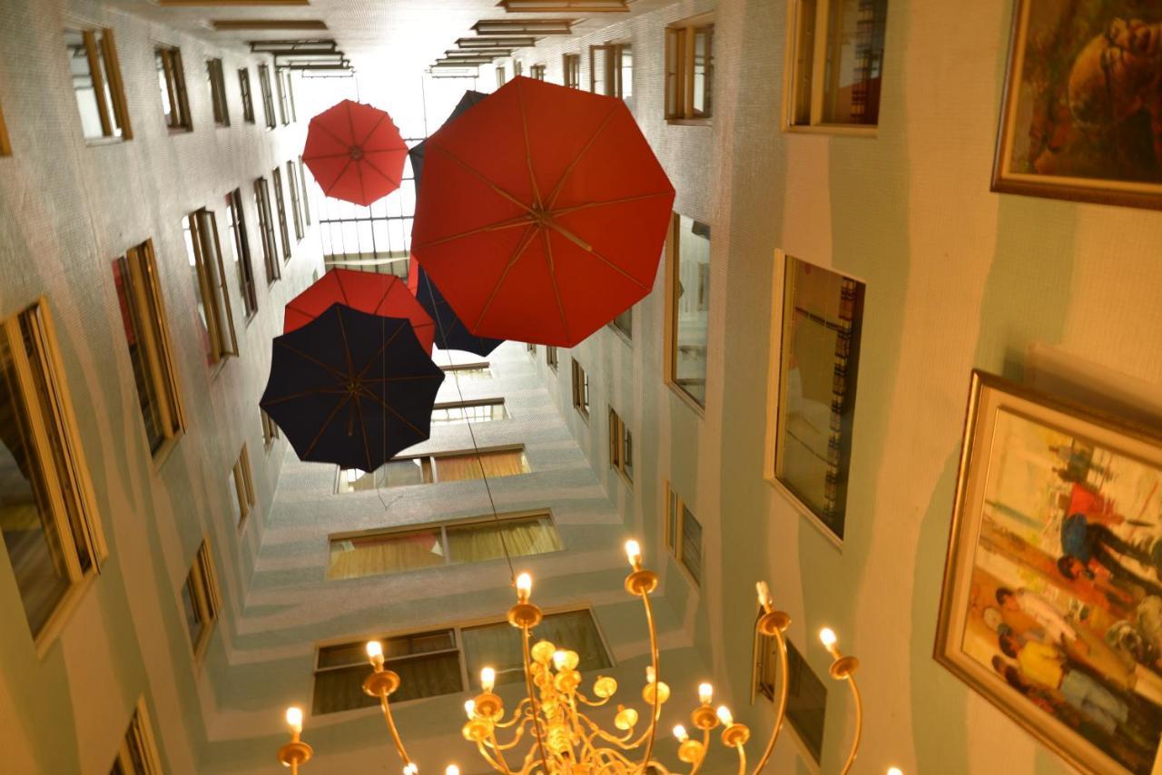Kingship Hotel Kaohsiung Inter Continental Екстер'єр фото