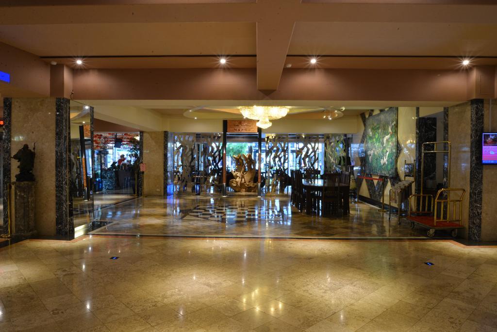Kingship Hotel Kaohsiung Inter Continental Екстер'єр фото