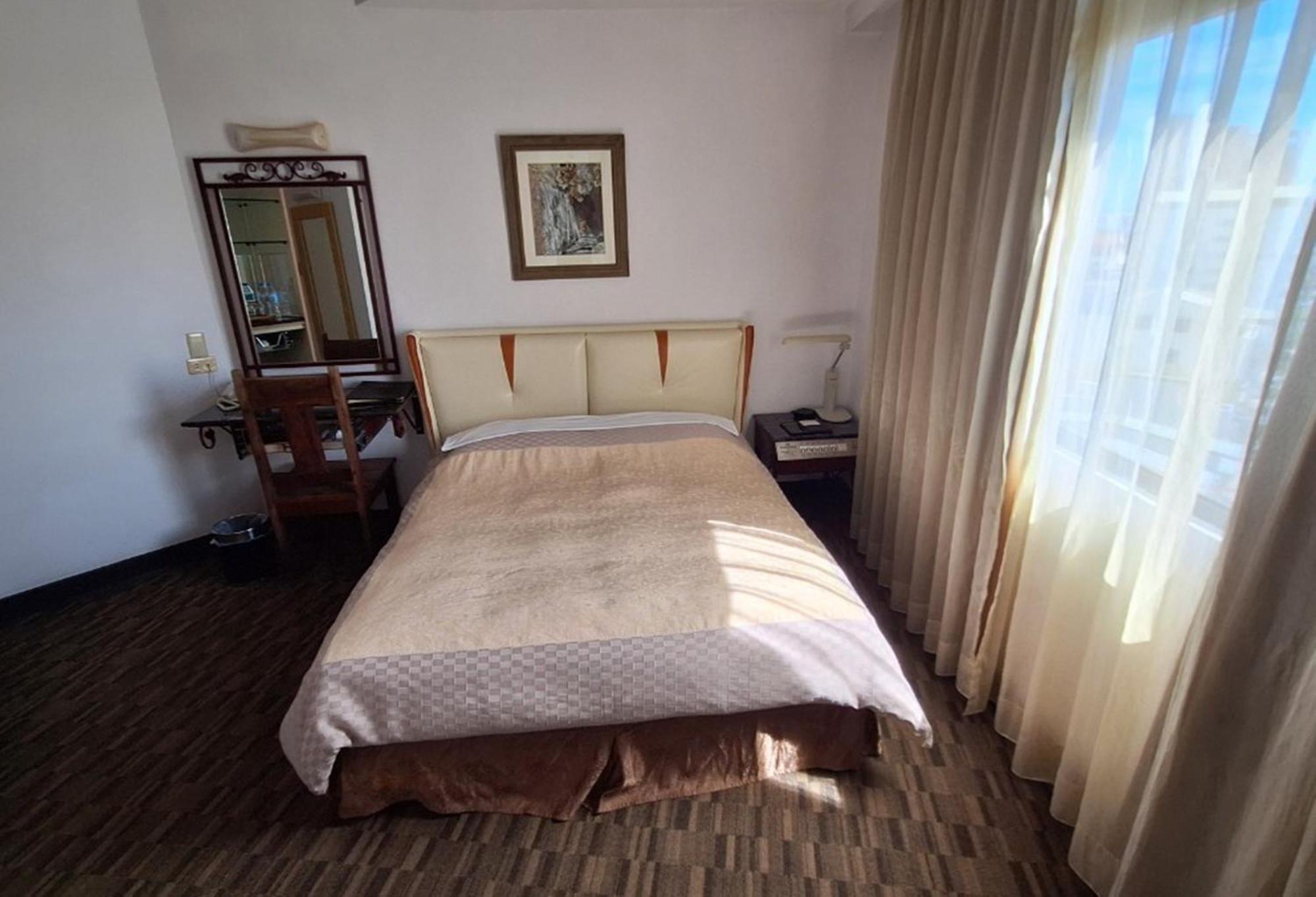 Kingship Hotel Kaohsiung Inter Continental Екстер'єр фото