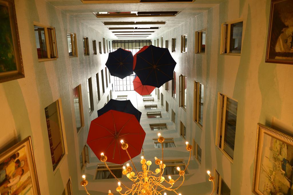 Kingship Hotel Kaohsiung Inter Continental Екстер'єр фото