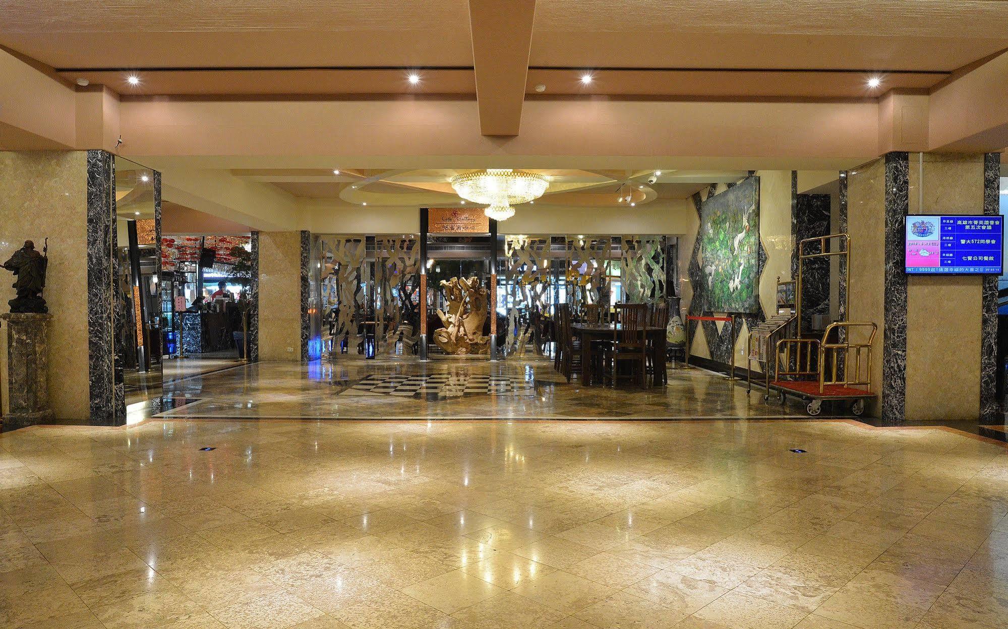 Kingship Hotel Kaohsiung Inter Continental Екстер'єр фото