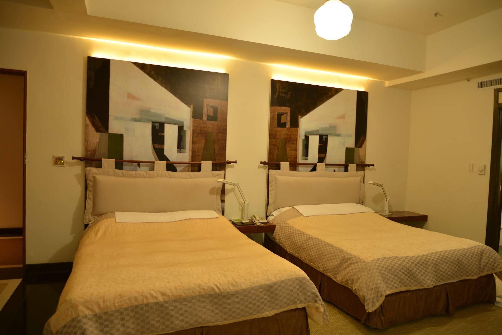 Kingship Hotel Kaohsiung Inter Continental Екстер'єр фото