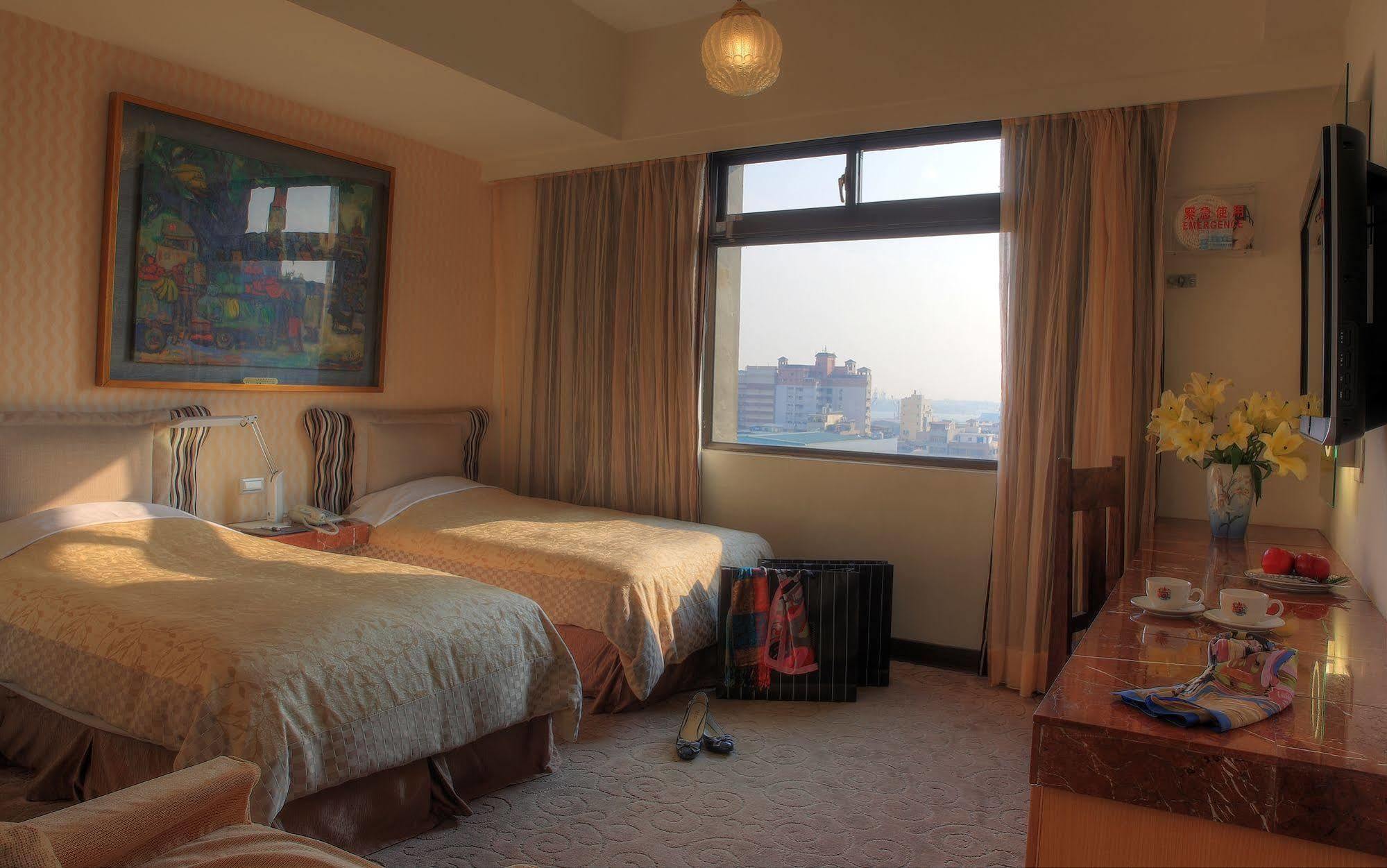 Kingship Hotel Kaohsiung Inter Continental Екстер'єр фото
